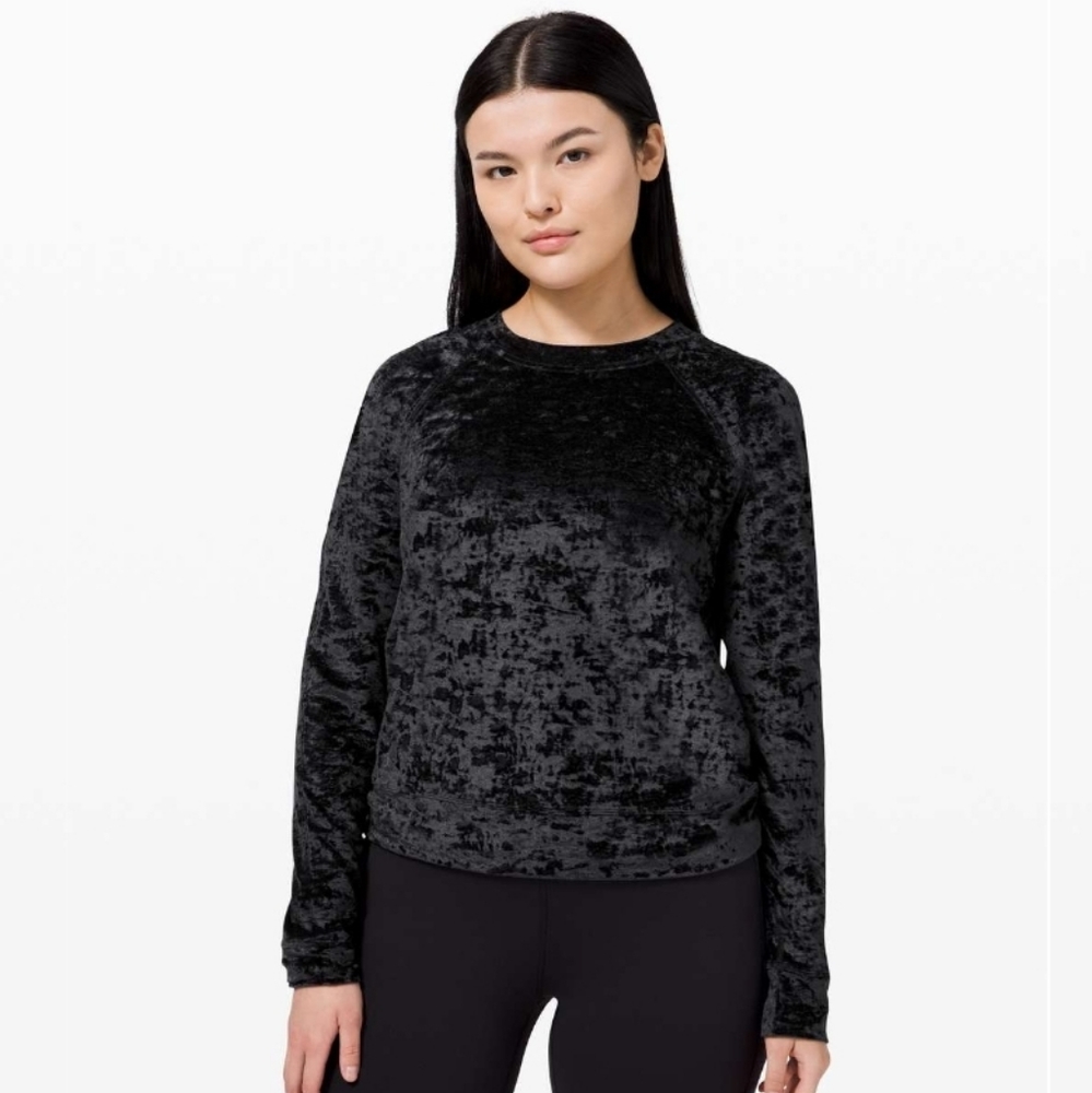 Lululemon Warm Down Crew *Crushed Velvet - BLK
